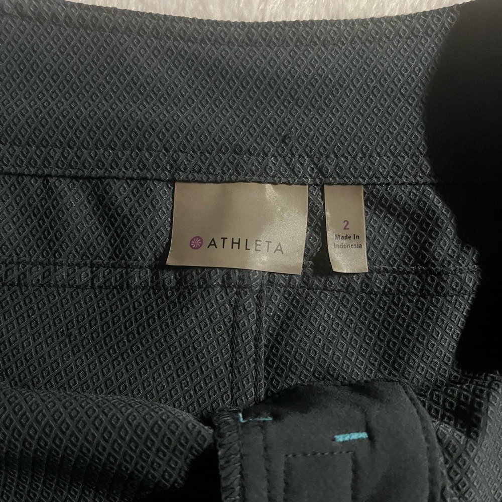 Athleta Athletic Shorts-size 2 - Picture 5 of 6